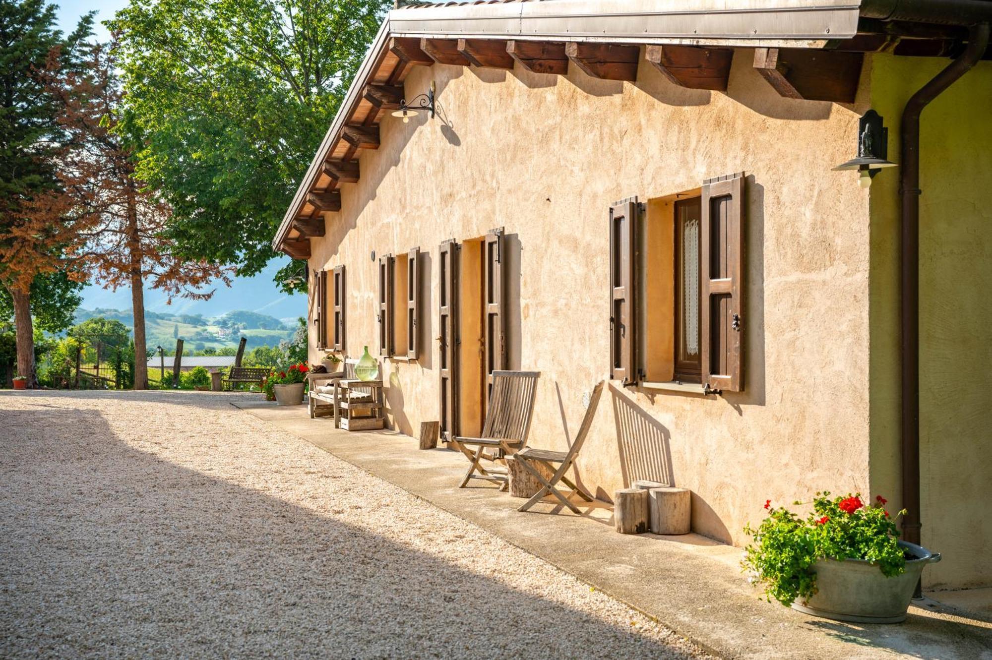 Agriturismo Il Castellaro Sassoferrato Eksteriør billede
